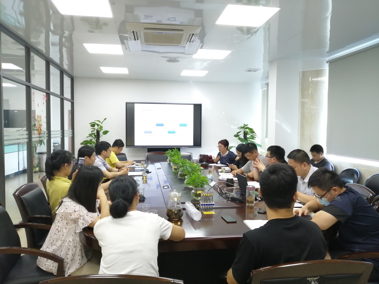 白云山光華公司召開(kāi)信息化建設(shè)研討會(huì)